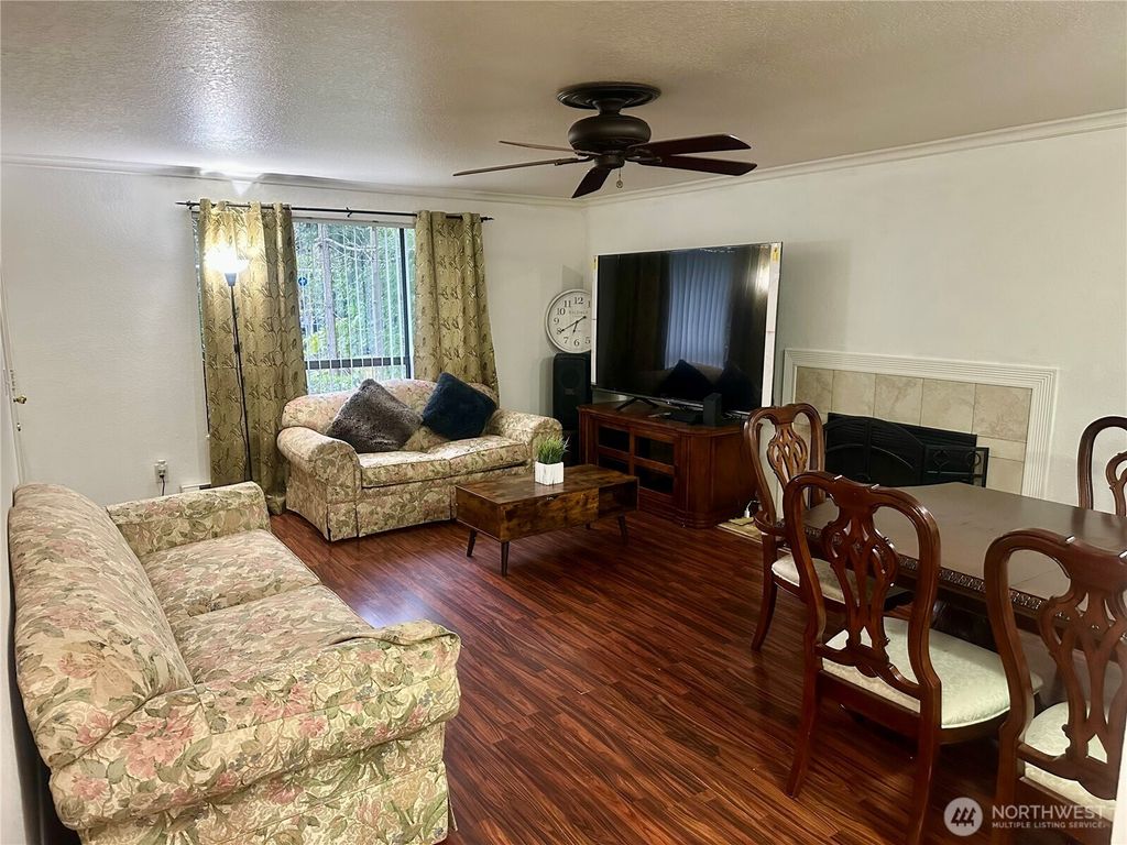 Photo of 14917 32nd Place S #42, SeaTac, WA 98168 (MLS # 2385599)