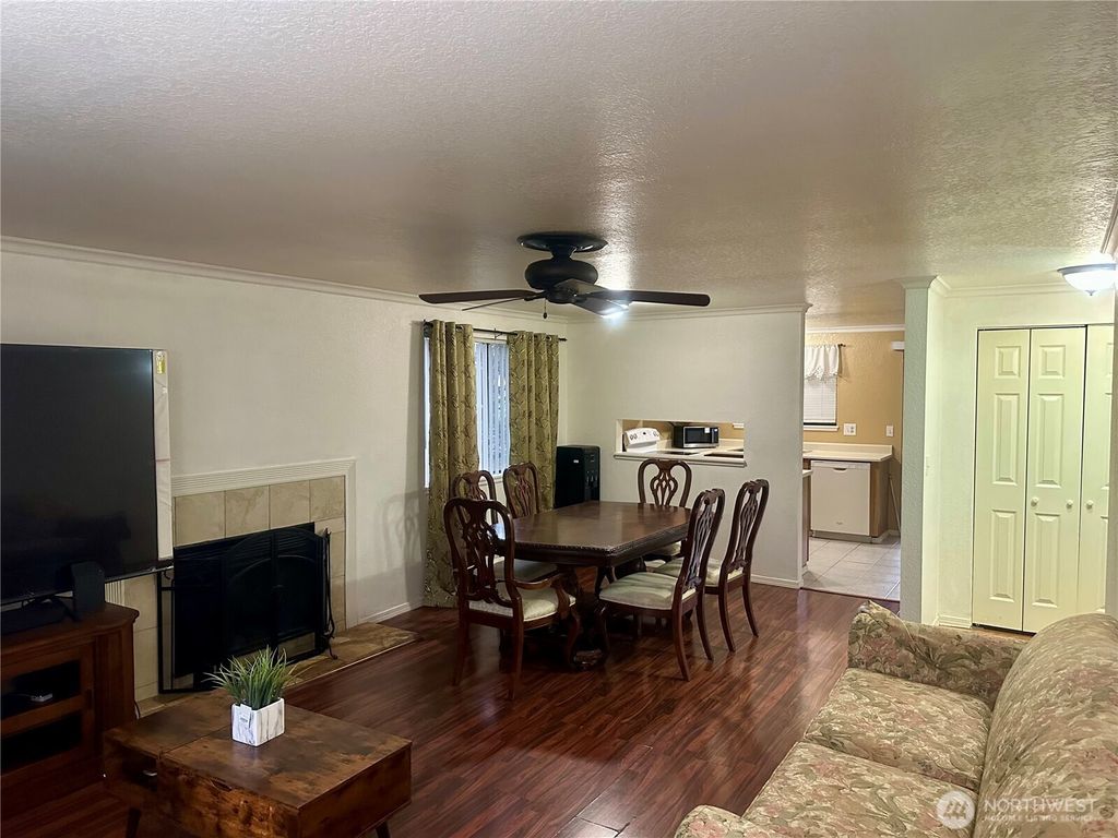 Photo of 14917 32nd Place S #42, SeaTac, WA 98168 (MLS # 2385599)