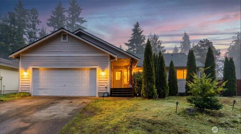Photo of 20 E Larch Place, Shelton, WA 98584 (MLS # 2477514)