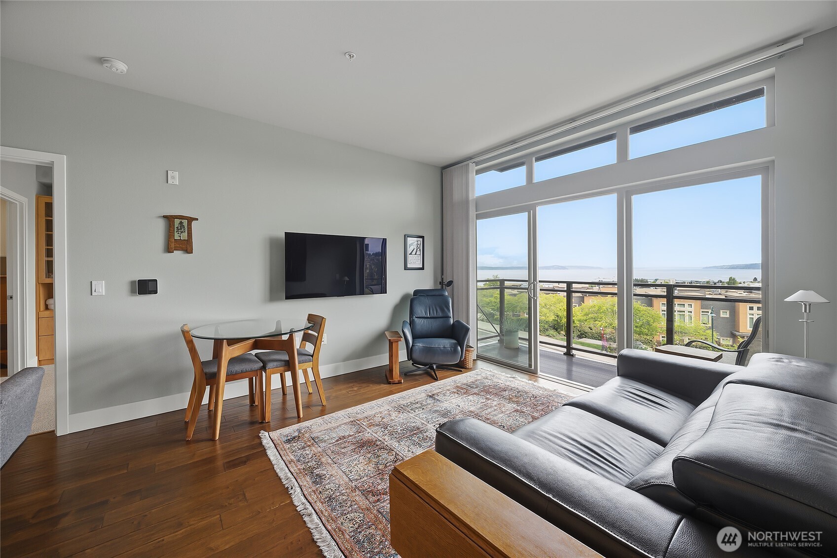50 Pine Street 202
