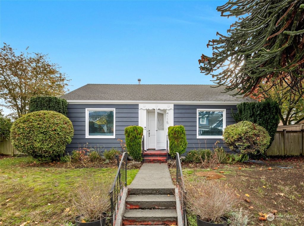Photo of 4115 SW Dakota Street, Seattle, WA 98116 (MLS # 2308064)