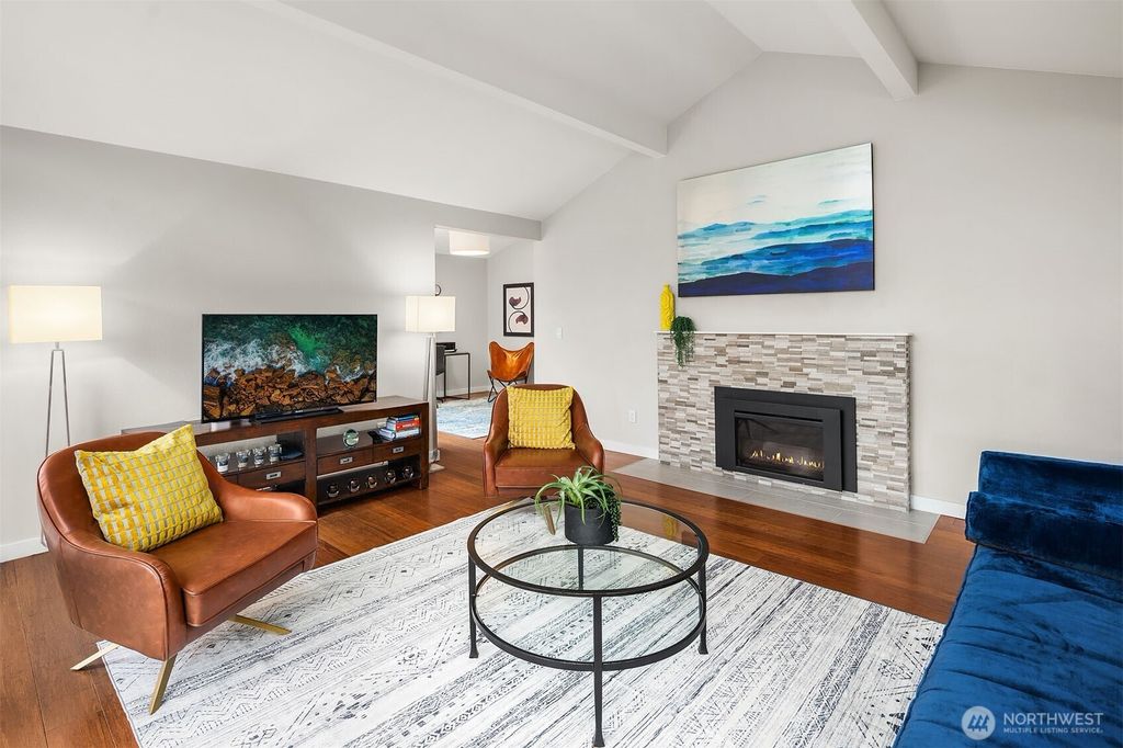 Photo of 6700 81st Avenue SE, Mercer Island, WA 98040 (MLS # 2514569)