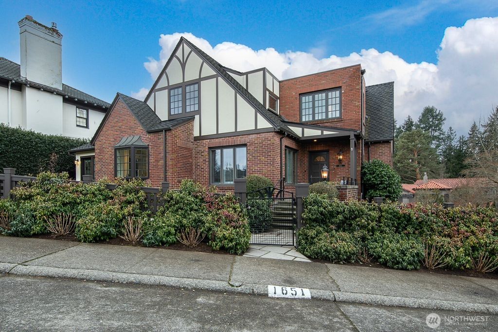 Photo of 1651 Windermere Drive E, Seattle, WA 98112 (MLS # 2333484)
