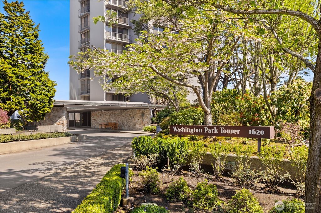 Photo of 1620 43rd Avenue E #8B, Seattle, WA 98112 (MLS # 2542971)