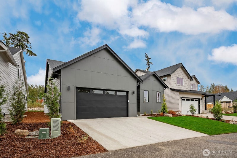2967 Oleander Lane