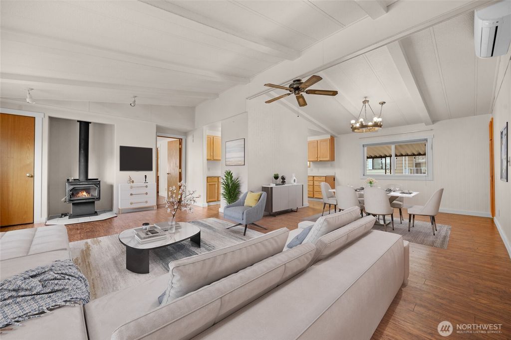 Photo of 620 112th Street SE #227, Everett, WA 98208 (MLS # 2463895)