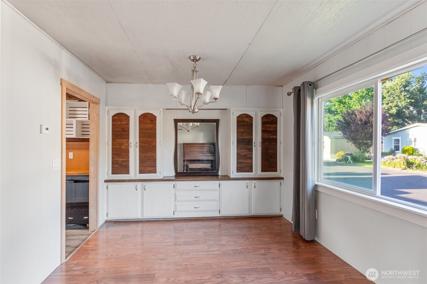 8510 Martin Way E 25