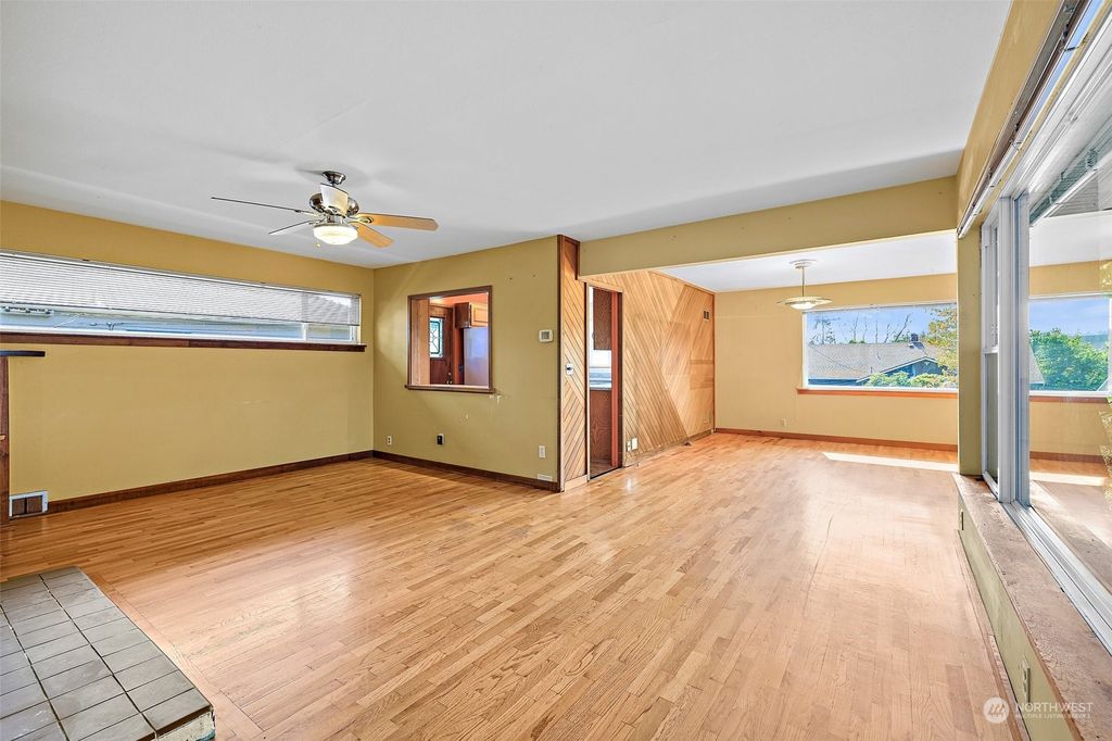 Photo of 3548 SW Ocean View Drive, Seattle, WA 98146 (MLS # 2153692)