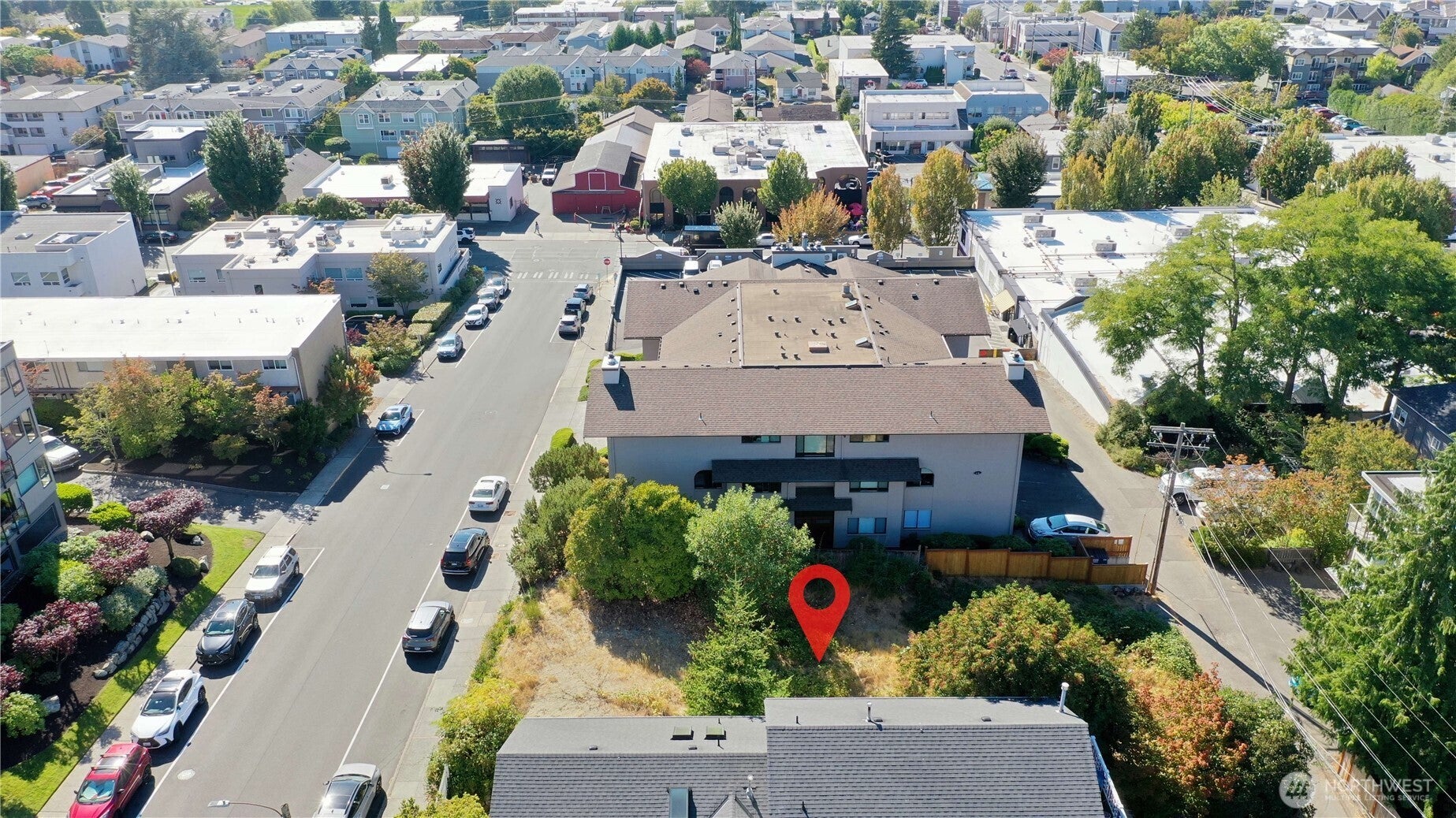 527 Maple Street