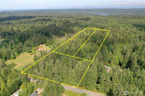 Photo of 15873 Peacock Hill Road SE, Olalla, WA 98359 (MLS # 2528806)