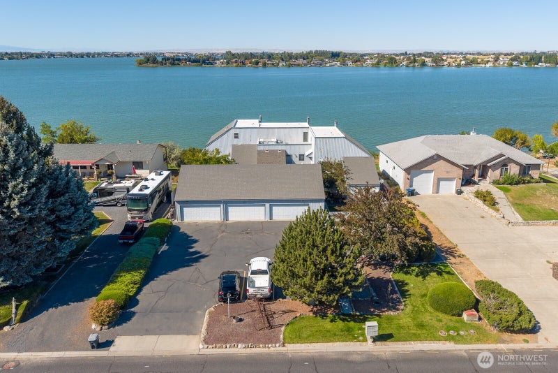 2512 W Marina Drive 6
