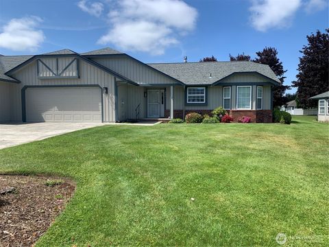 Photo of 833 N Oxford Way, Sequim, WA 98382 (MLS # 2520457)