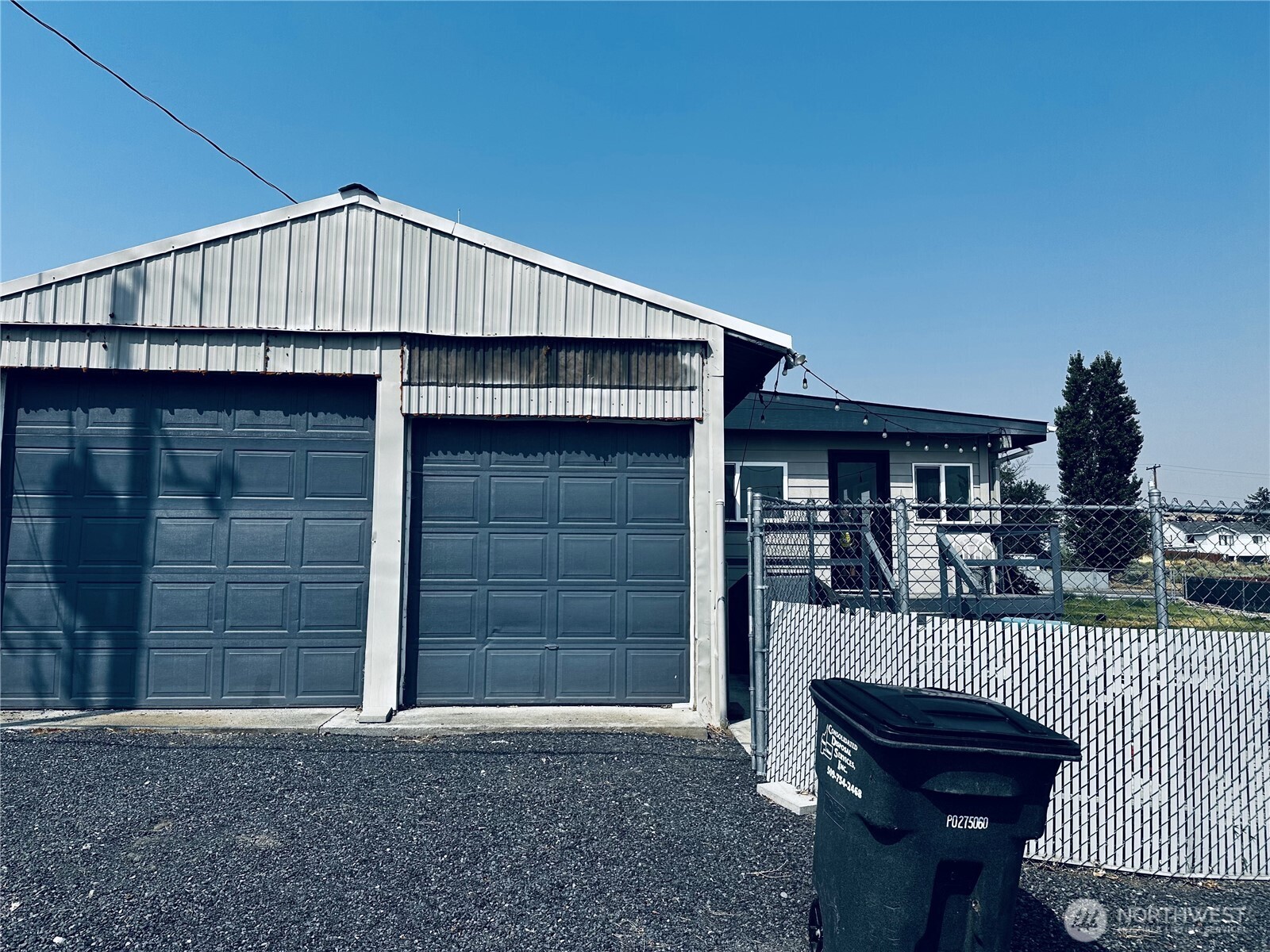 26 Ginkgo Street N
