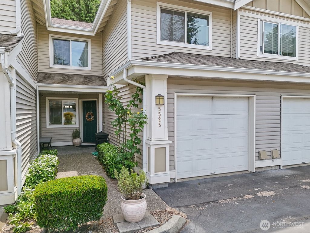 Photo of 5525 S 231st Place, Kent, WA 98032 (MLS # 2400809)