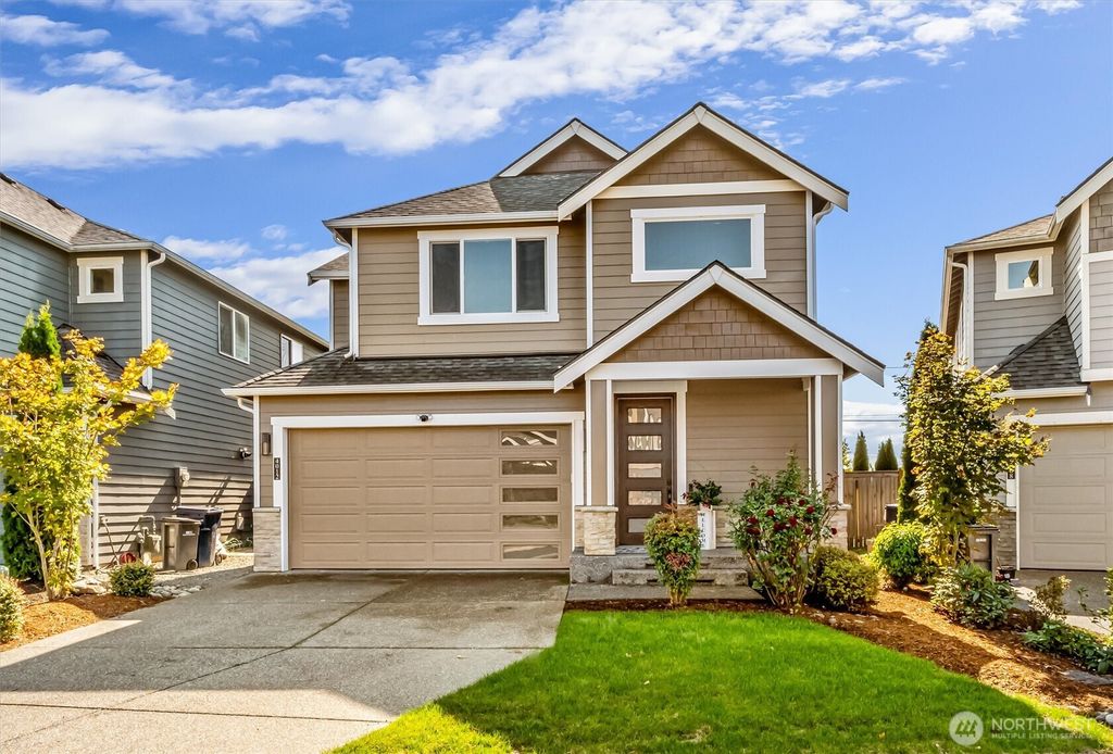 Photo of 4012 147th Place SE, Bothell, WA 98012 (MLS # 2437938)