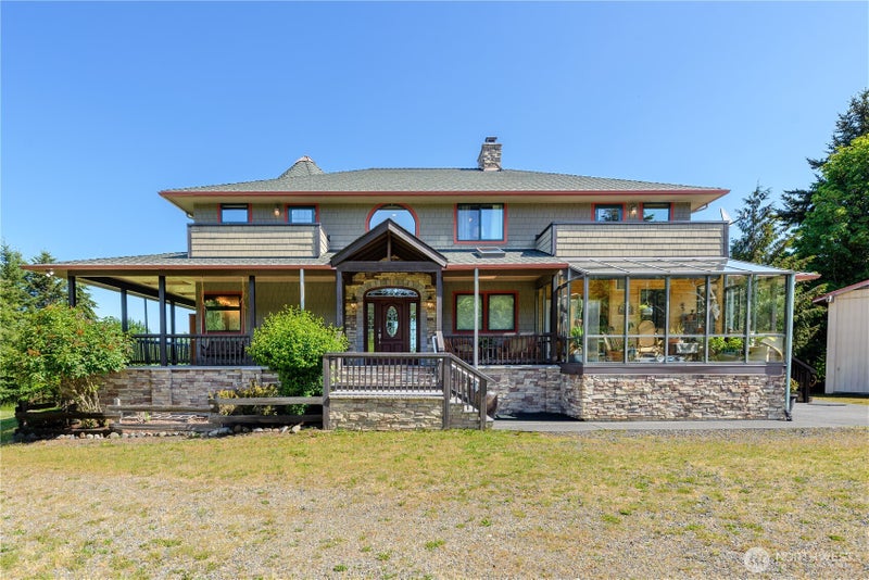 1743 Freshwater Bay Road