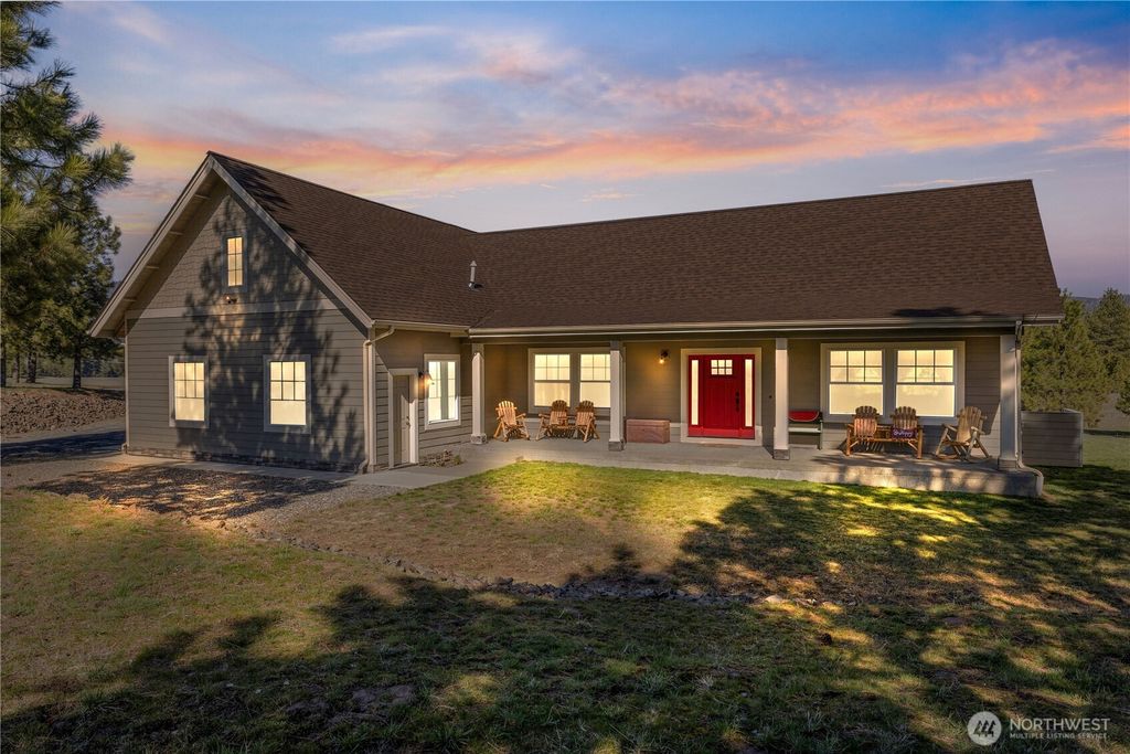 Photo of 710 Hidden Valley Road, Cle Elum, WA 98922 (MLS # 2500409)