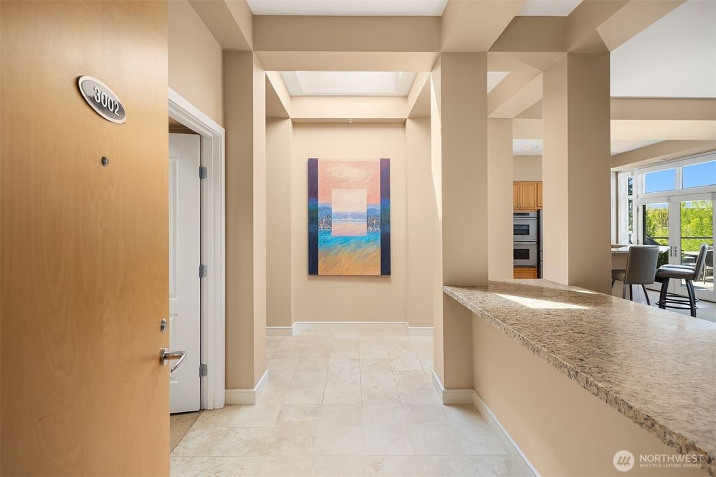 Photo of 5726 Lake Washington Boulevard NE #3002, Kirkland, WA 98033 (MLS # 2518589)