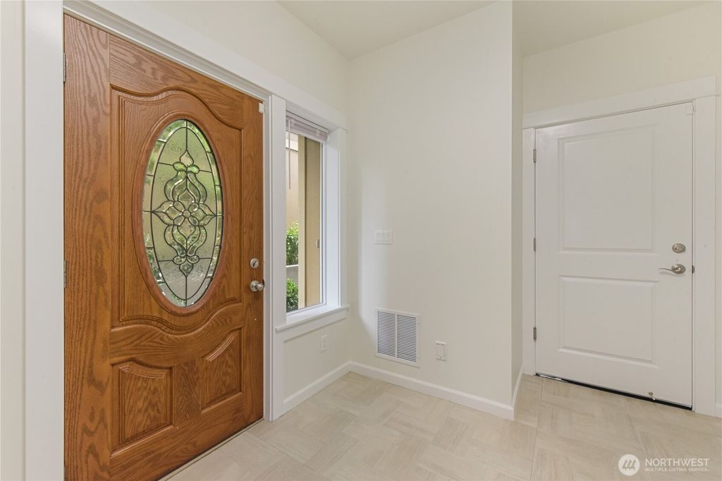 Photo of 12722 D 35 Avenue NE, Seattle, WA 98125 (MLS # 2434836)