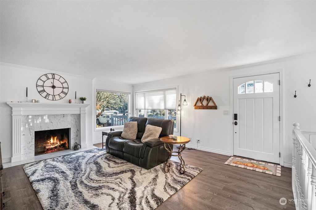Photo of 14475 56th Avenue S, Tukwila, WA 98168 (MLS # 2181409)