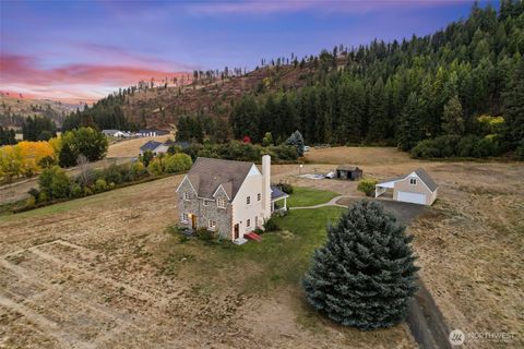 Photo of 4408 E Spangle Creek Road, Valleyford, WA 99036 (MLS # 2442041)