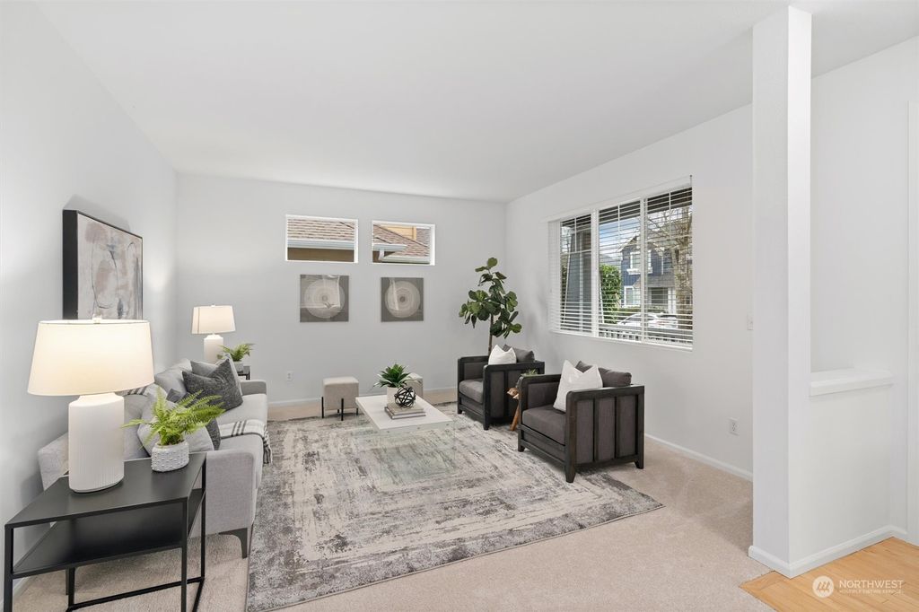 Photo of 1897 25th Avenue NE, Issaquah, WA 98029 (MLS # 2201794)