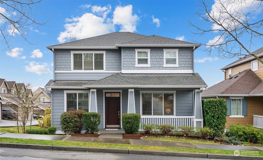 Photo of 1897 25th Avenue NE, Issaquah, WA 98029 (MLS # 2201794)