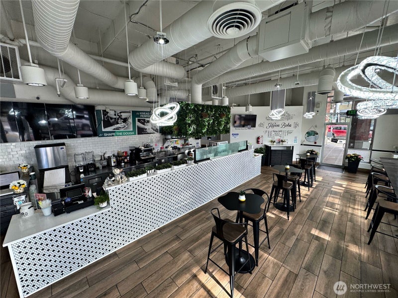 2207 E Madison Street
