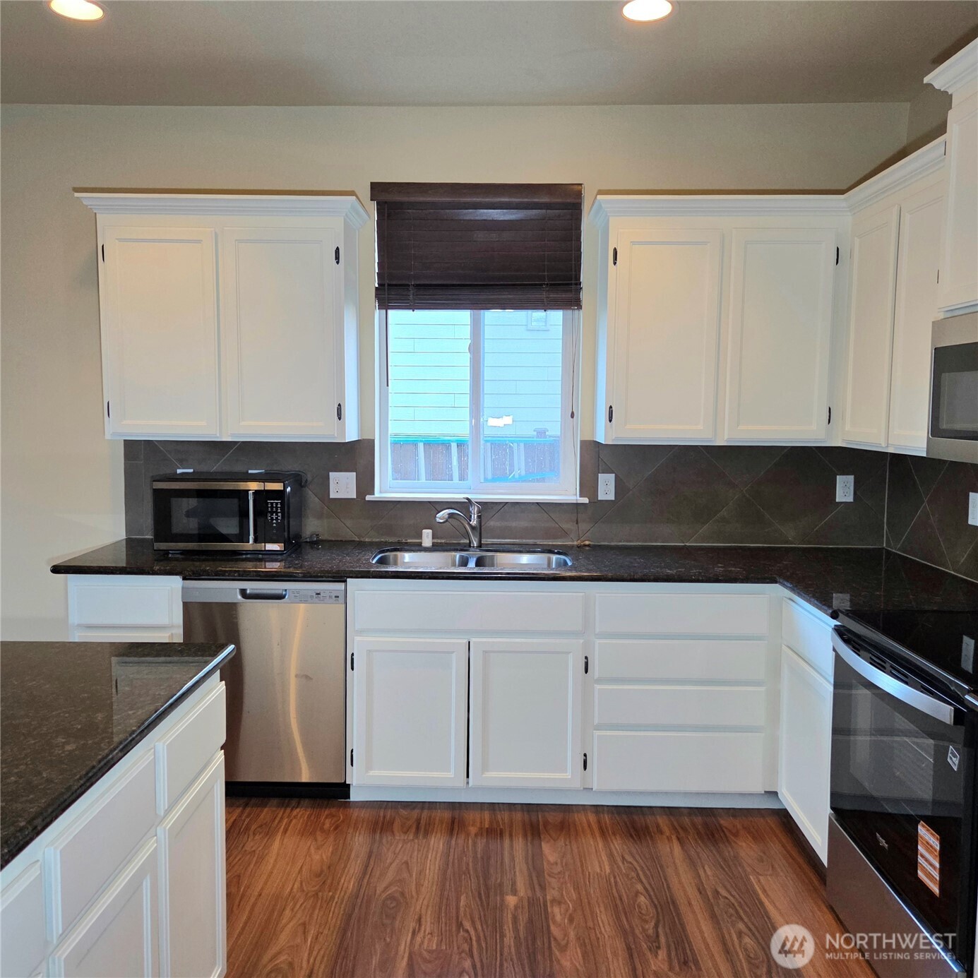 1605 Riddell Avenue NE