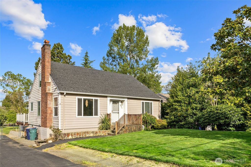 Photo of 9334 E B Street, Tacoma, WA 98445 (MLS # 2516408)