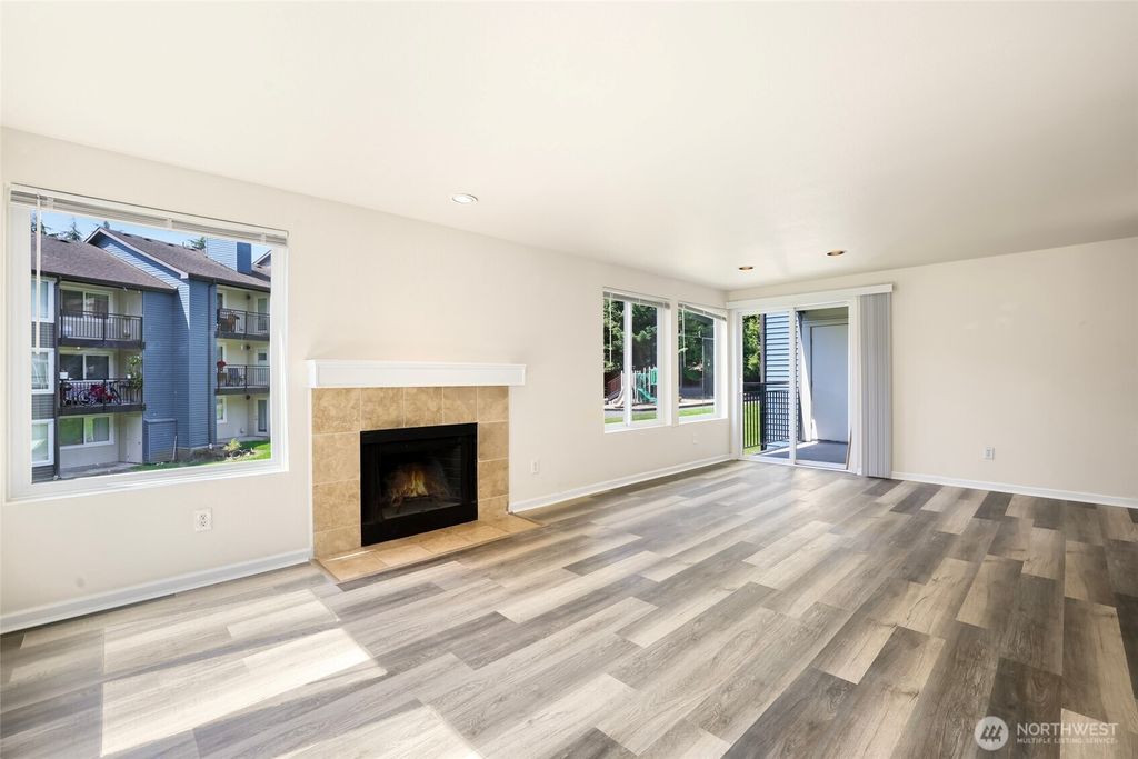 Photo of 26221 116th Avenue SE #F201, Kent, WA 98030 (MLS # 2529490)