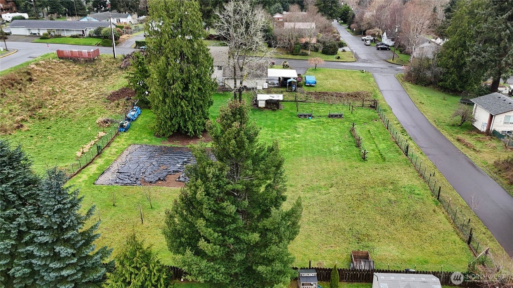 Photo of 1517 Altenau ST, Cosmopolis, WA 98537 (MLS # 2581476)
