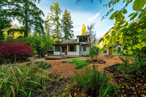 Photo of 3914 Lakeway Drive, Bellingham, WA 98229 (MLS # 2598765)