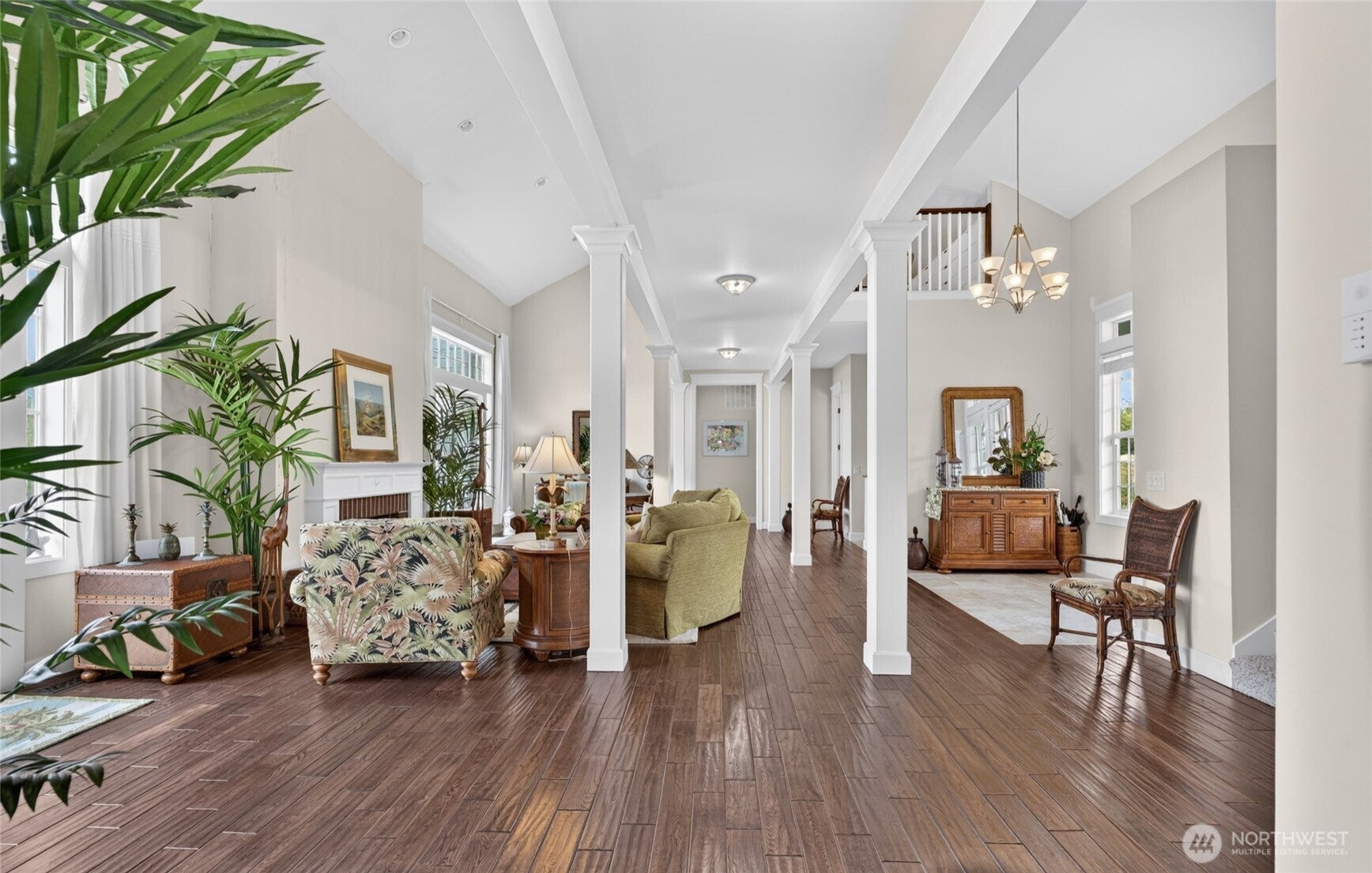 30 Chauncey Lane W