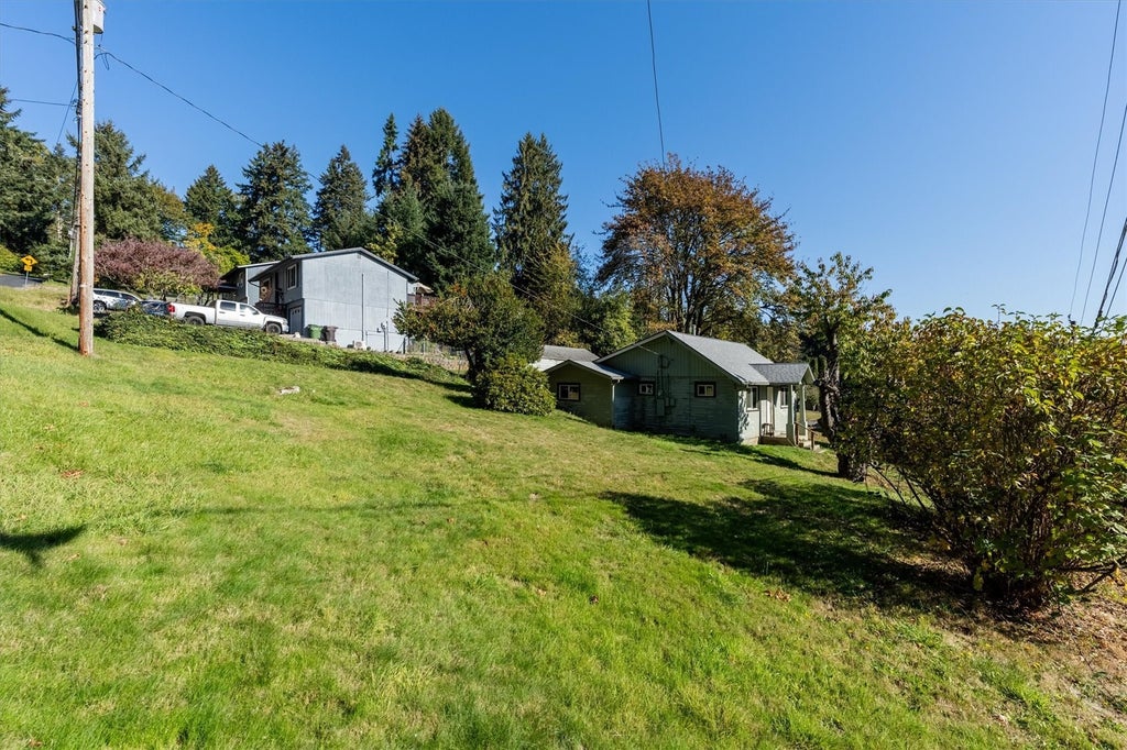 Photo of 830 Fishers Lane, Longview, WA 98632 (MLS # 2597419)