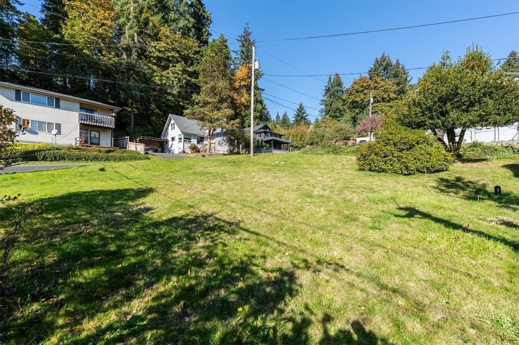 Photo of 830 Fishers Lane, Longview, WA 98632 (MLS # 2597419)