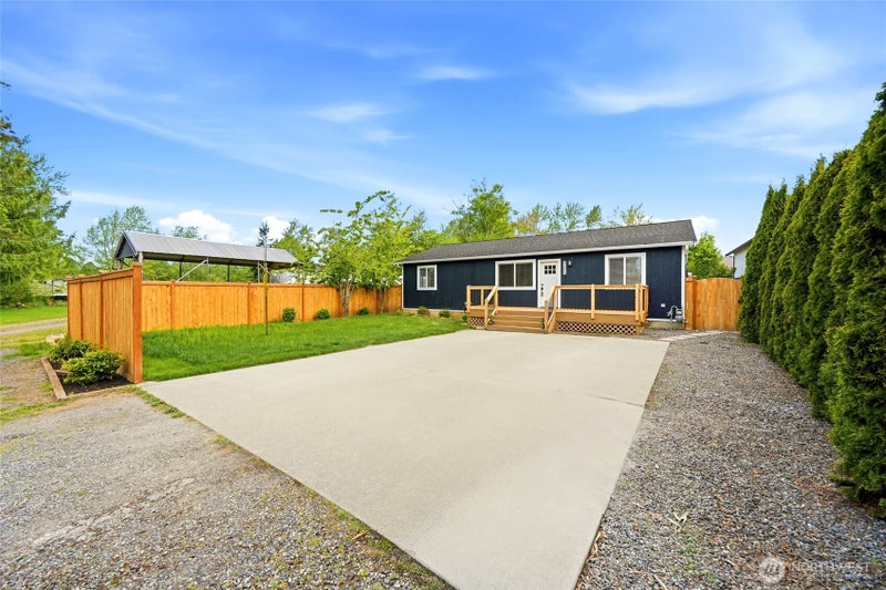 3523 Bennett Drive