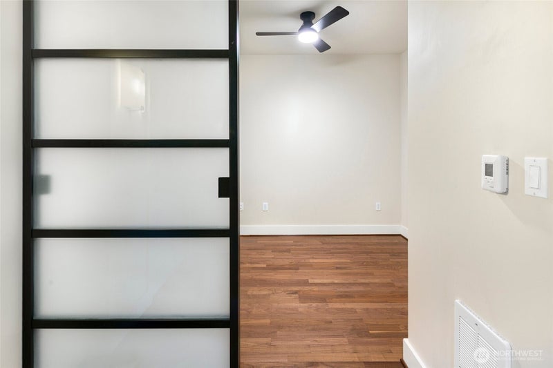 699 John Street 416