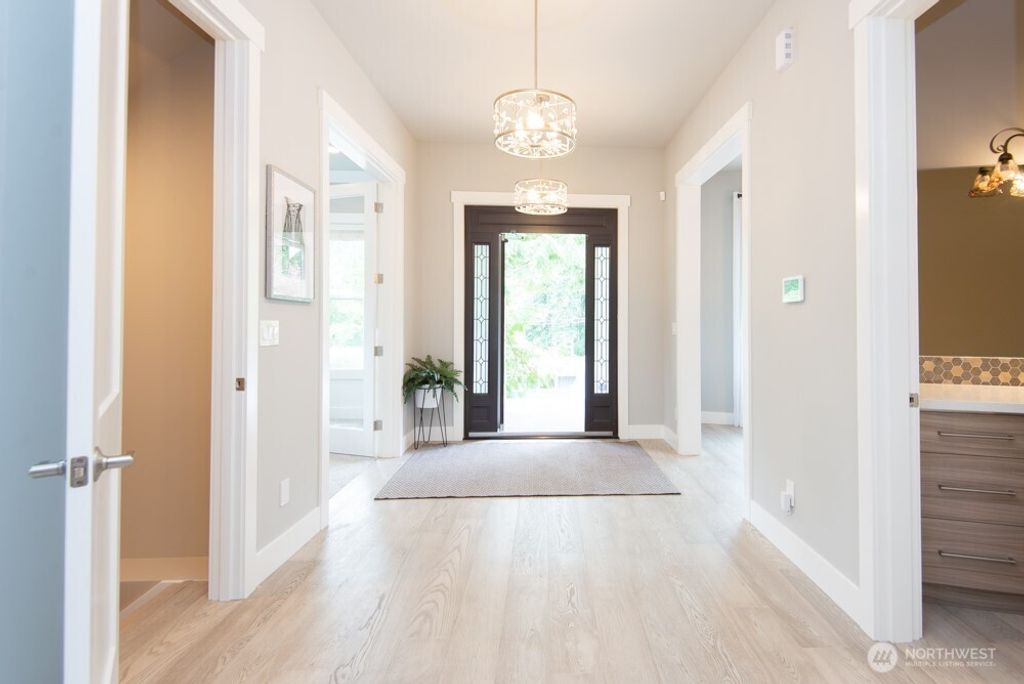 Photo of 1808 104th Avenue SE, Bellevue, WA 98004 (MLS # 2513328)
