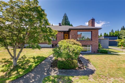 A home in Everett