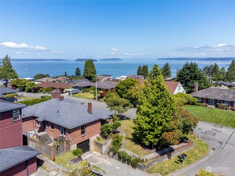 A home in Everett