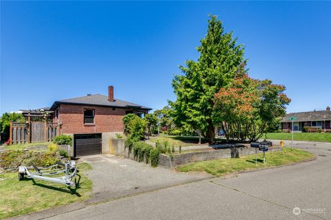 A home in Everett