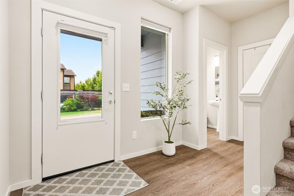 Photo of 22509 SE 283rd Street, Maple Valley, WA 98038 (MLS # 2566865)