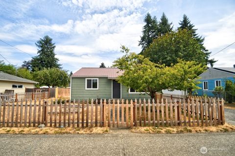 Photo of 1310 Johnson Road, Centralia, WA 98531 (MLS # 2418185)