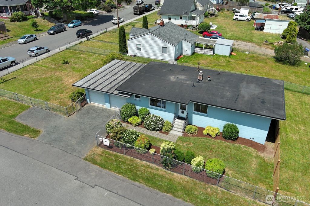 Photo of 3703 24th Street #C, Everett, WA 98201 (MLS # 2391240)