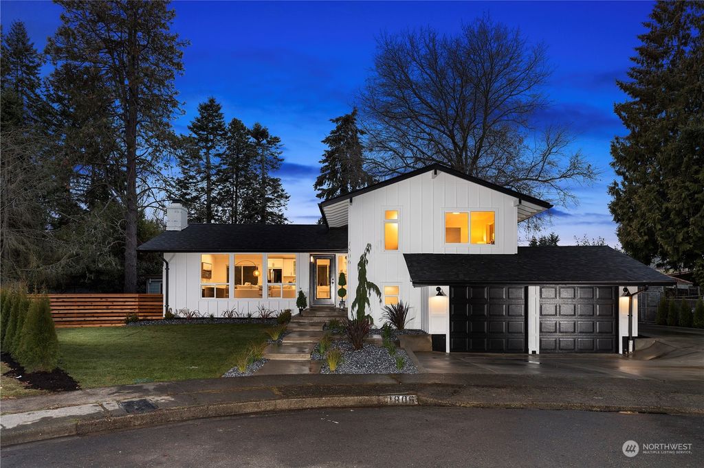 Photo of 1806 Whitman Court NE, Renton, WA 98059 (MLS # 2021614)