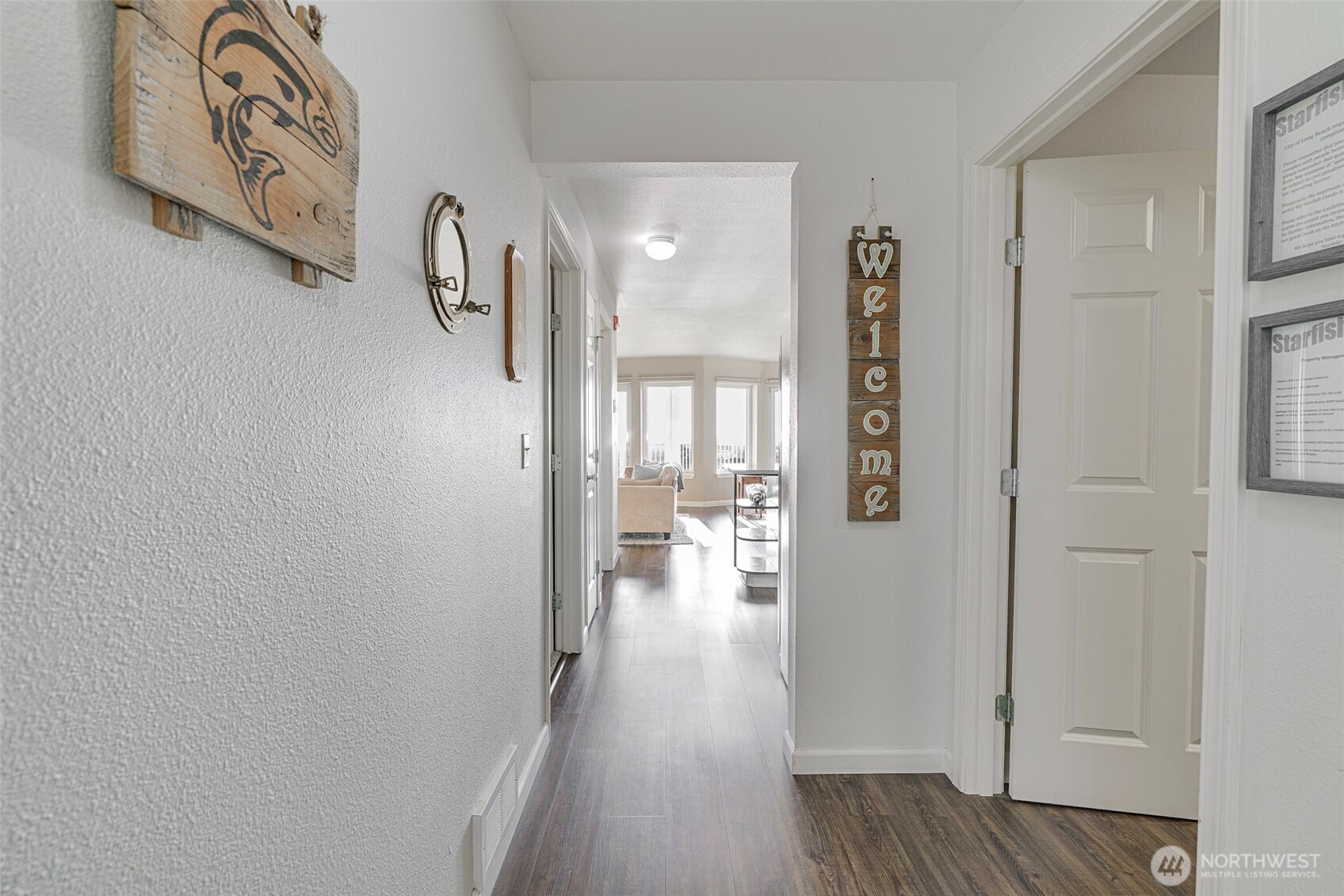501 Shoreview Drive S 204