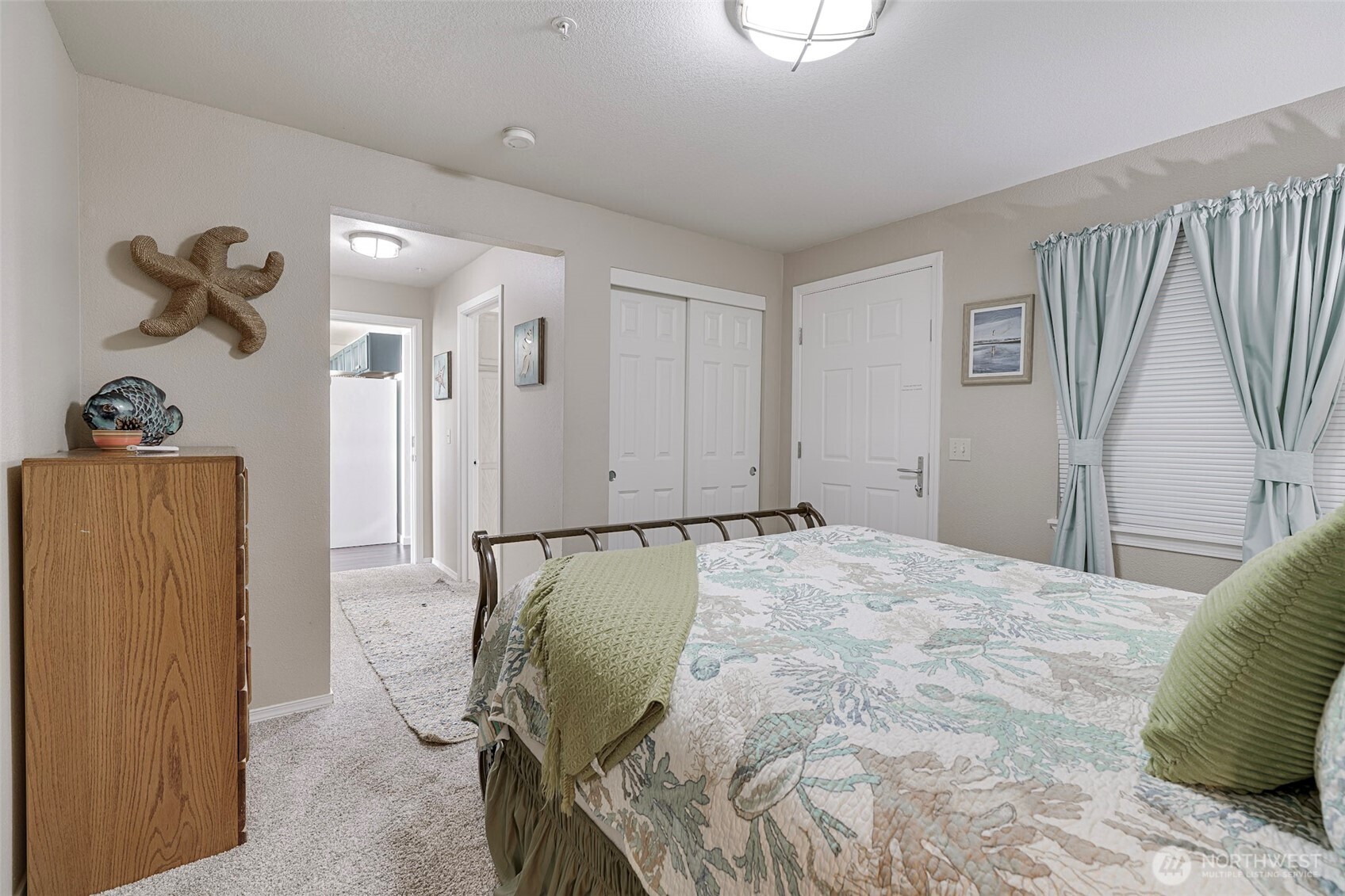 501 Shoreview Drive S 204
