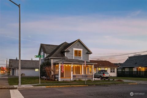 703 3rd Street SW, Puyallup, WA 98371 - MLS#: 2330040