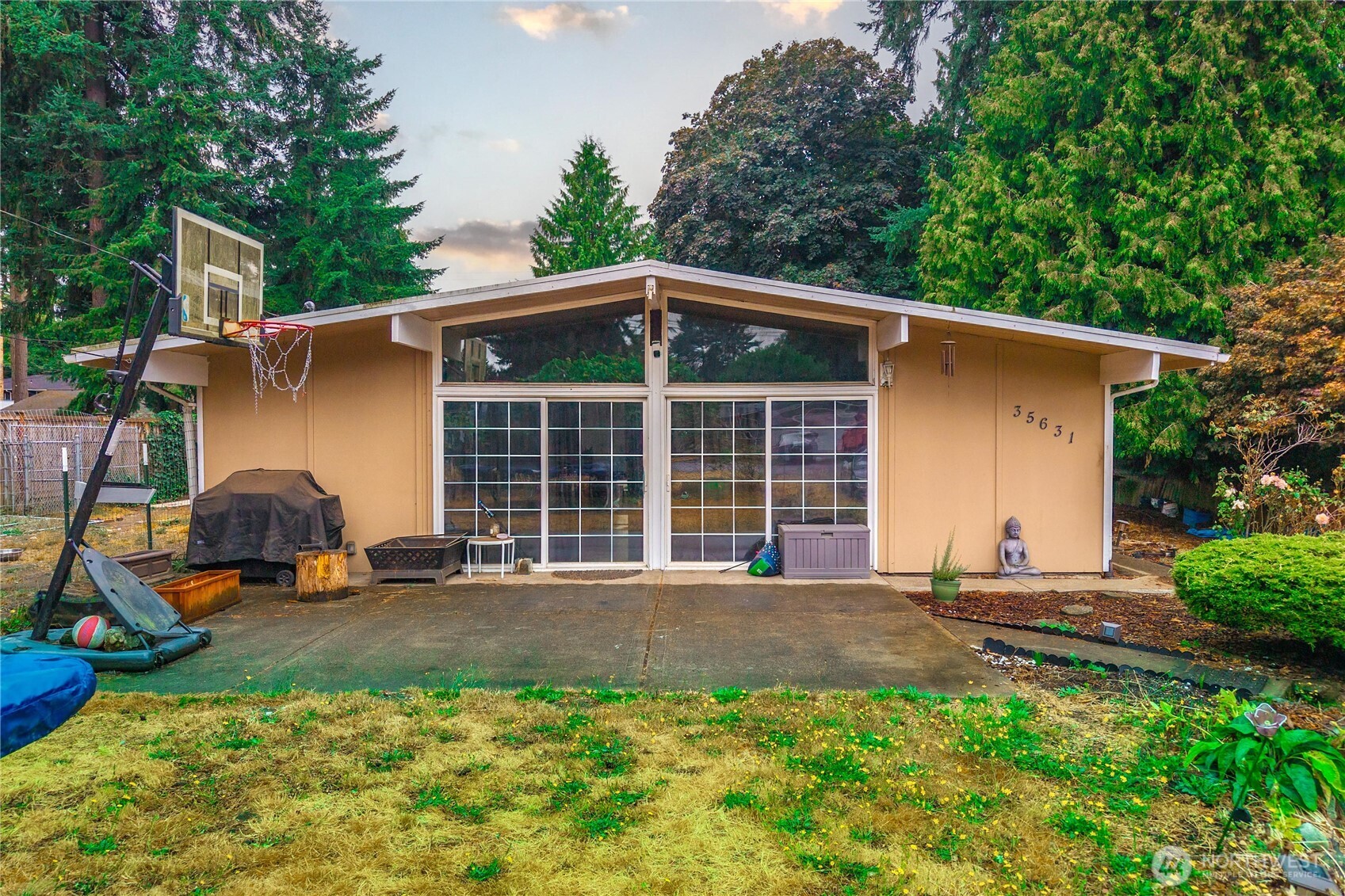 35631 13th Avenue SW